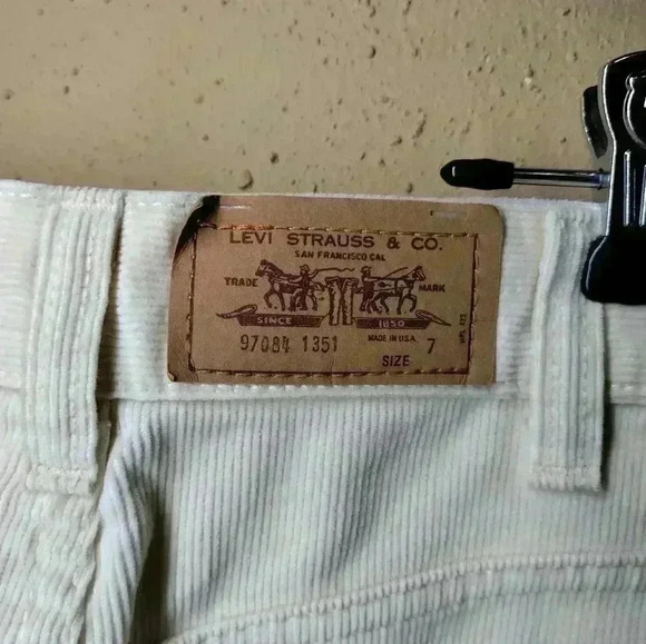VTG Levi's white corduroy midi skirt - Picture 5 of 5